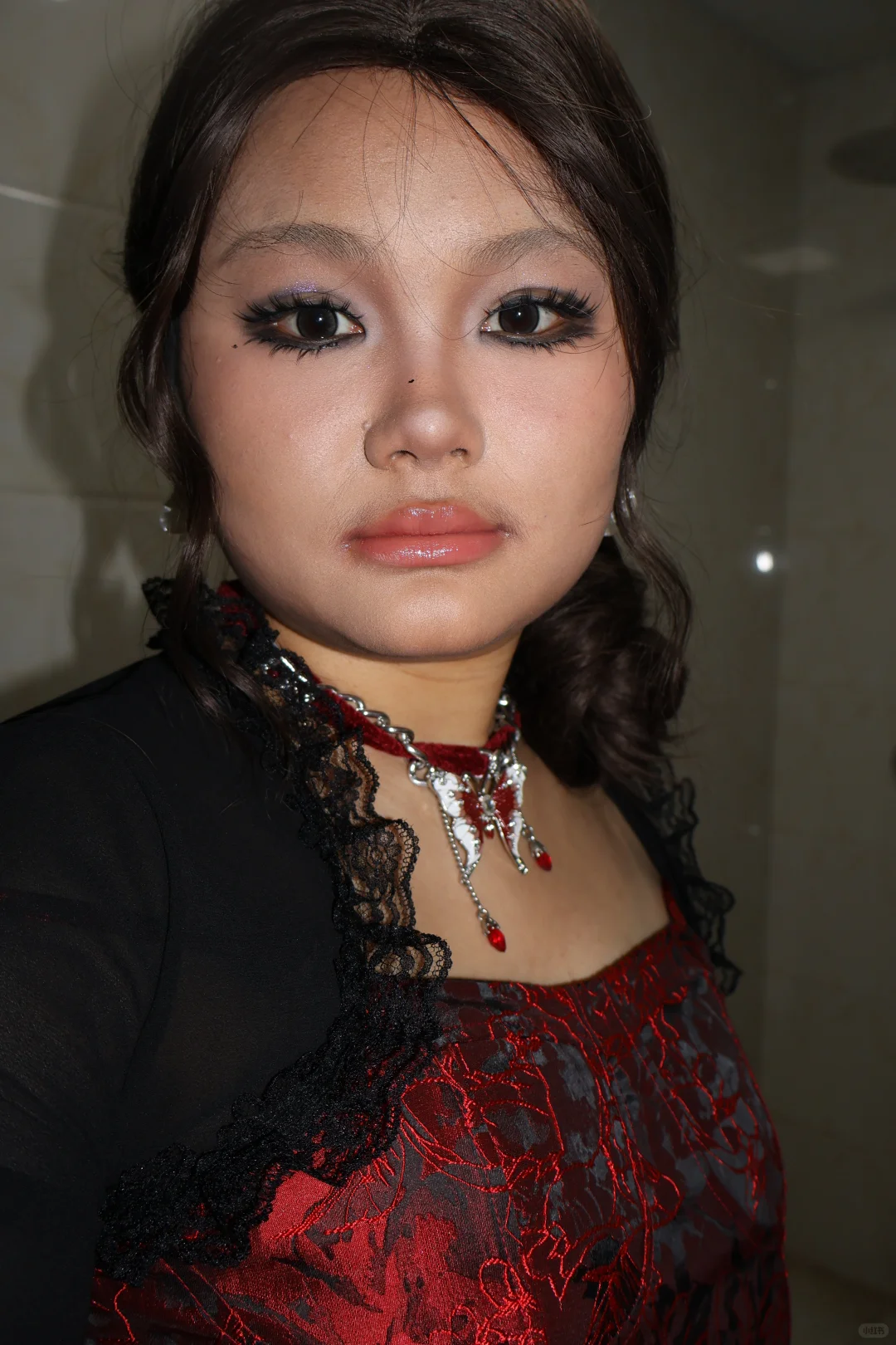 为什么化完妆还是那么丑呢🫠