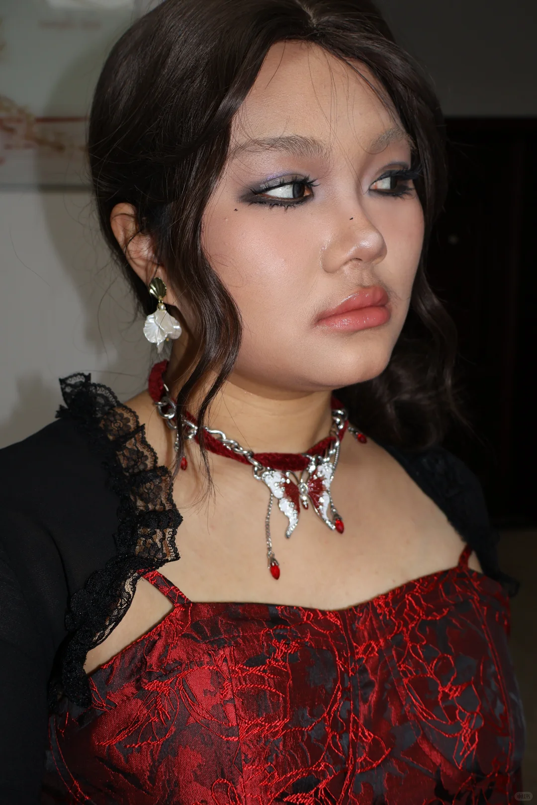 为什么化完妆还是那么丑呢🫠