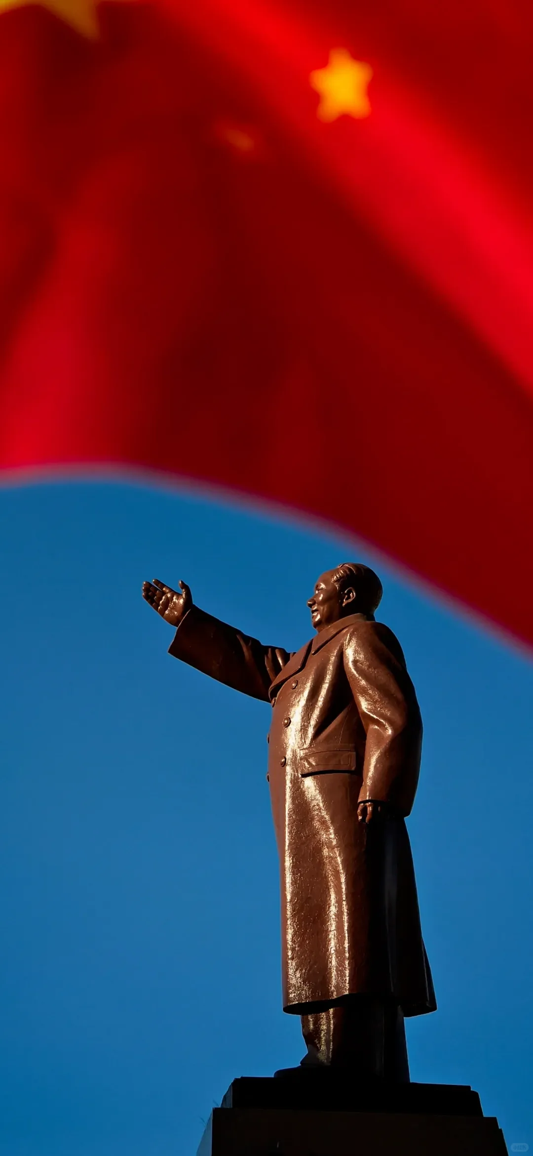 十四张爱国青年红色壁纸