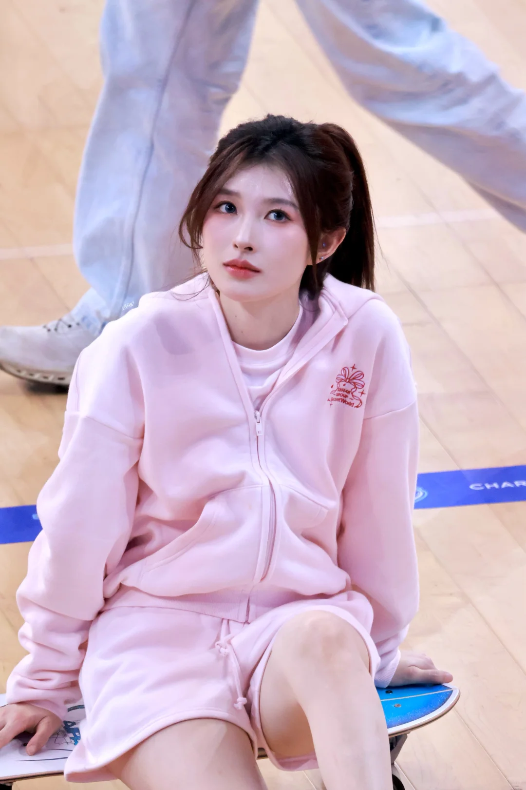 终于加上了暗恋的体育社学姐的联系方式