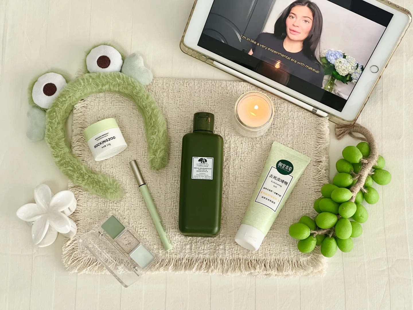 我们做女人的 就是要两脸放光