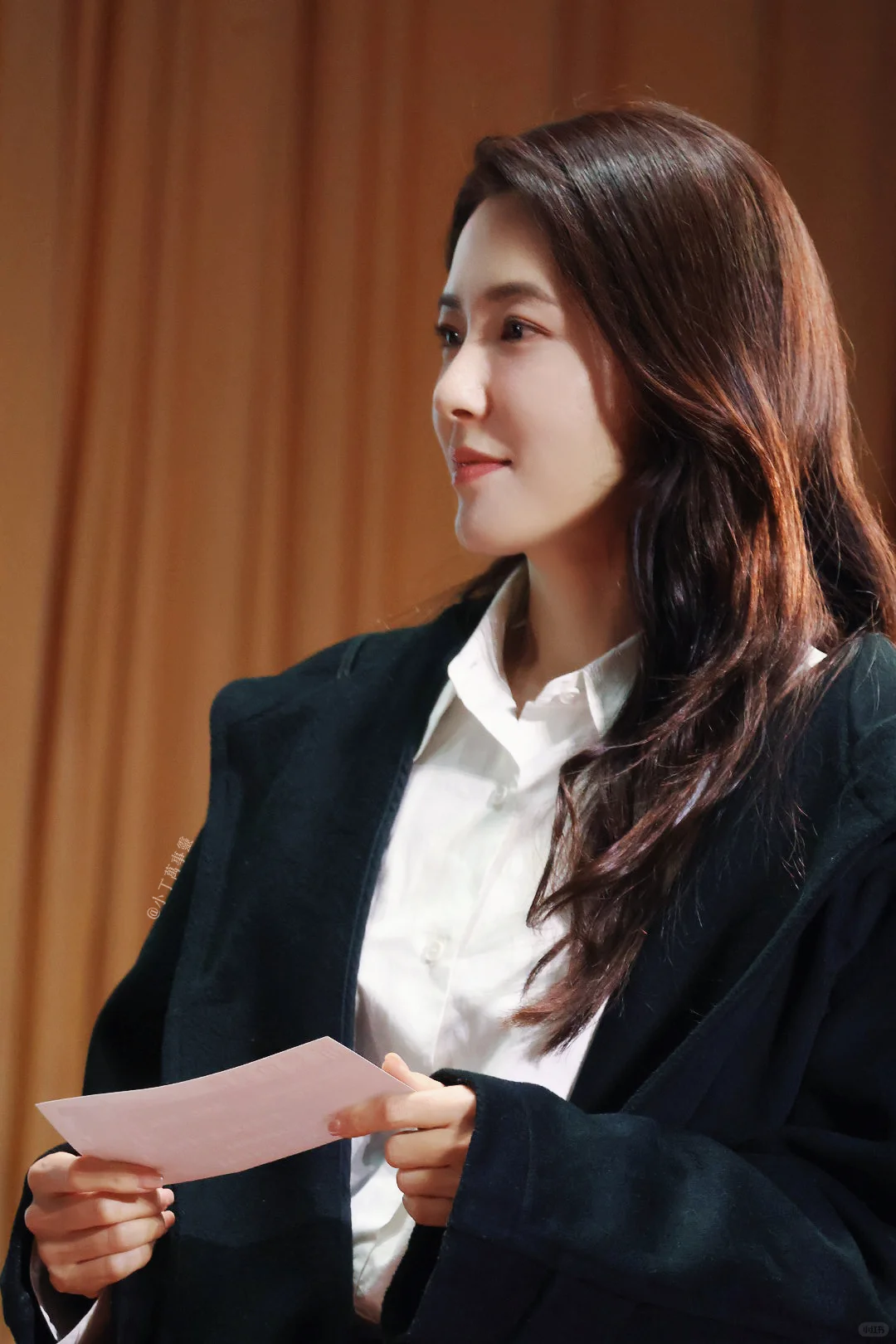 心情不好的时候看到这张美脸就明朗了