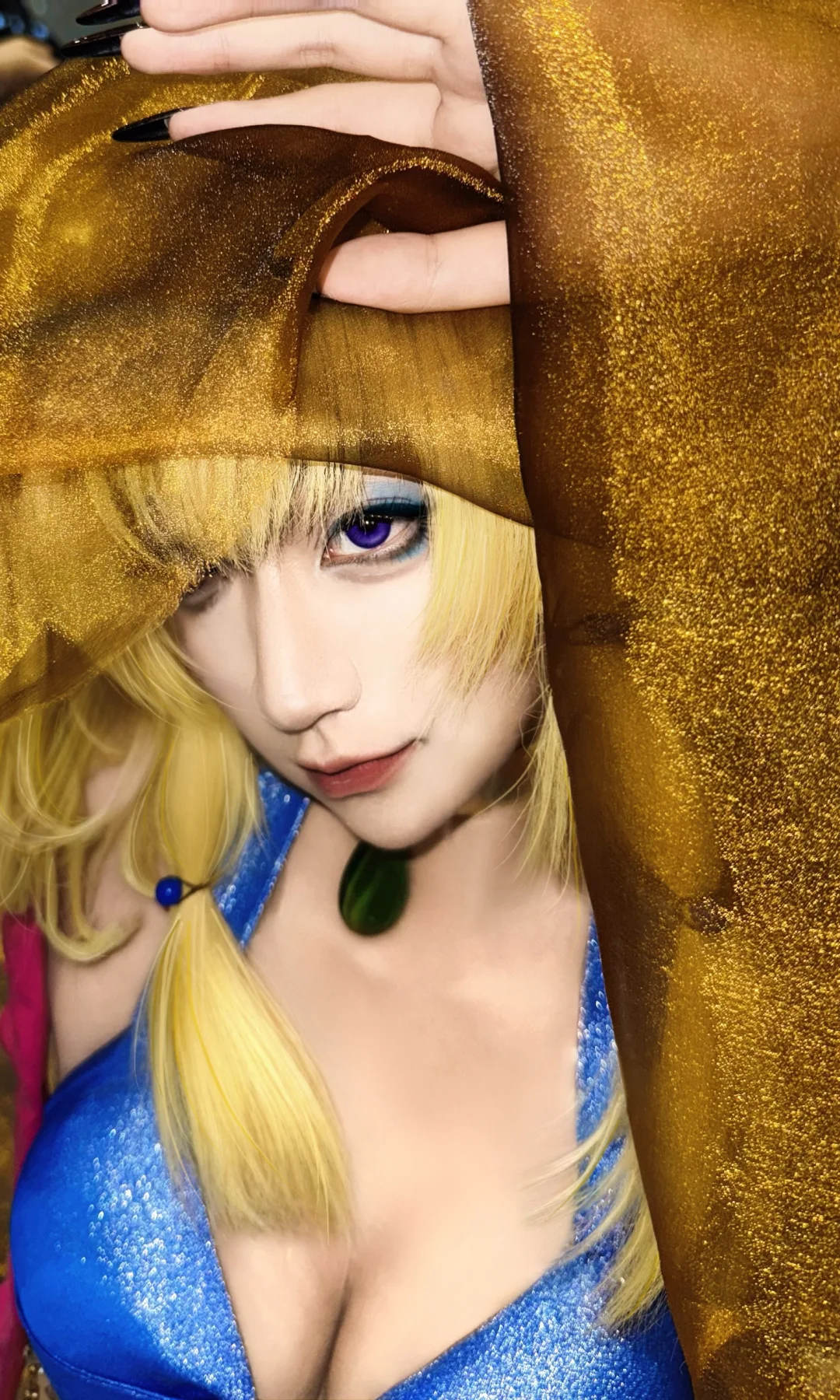 一张美脸就这么侵略过来…