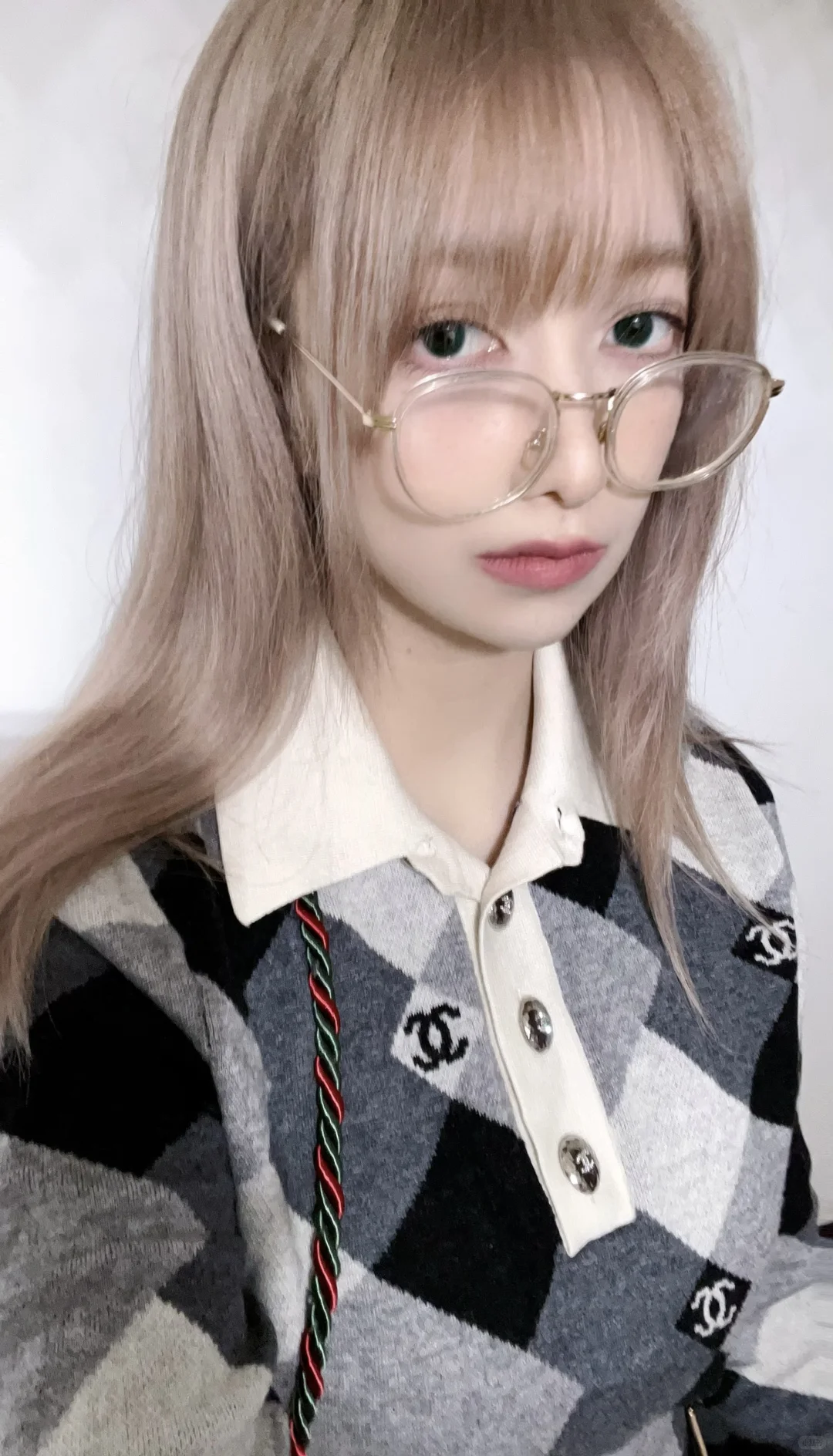 髮色涉嫌抄襲右代宮樓座👉🏻👈🏻