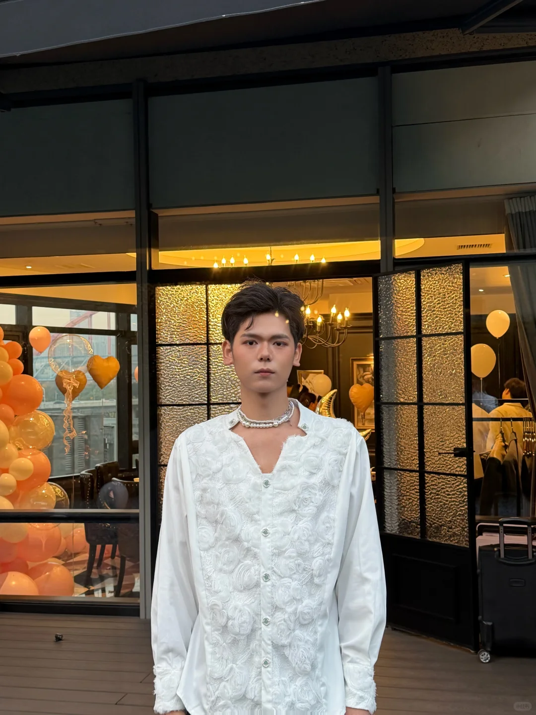 有点想去整容了