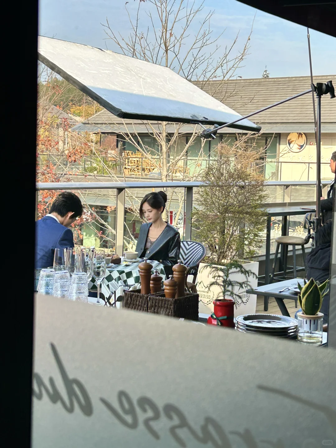 李一桐好美啊！！😭😭上着班美我一大跳