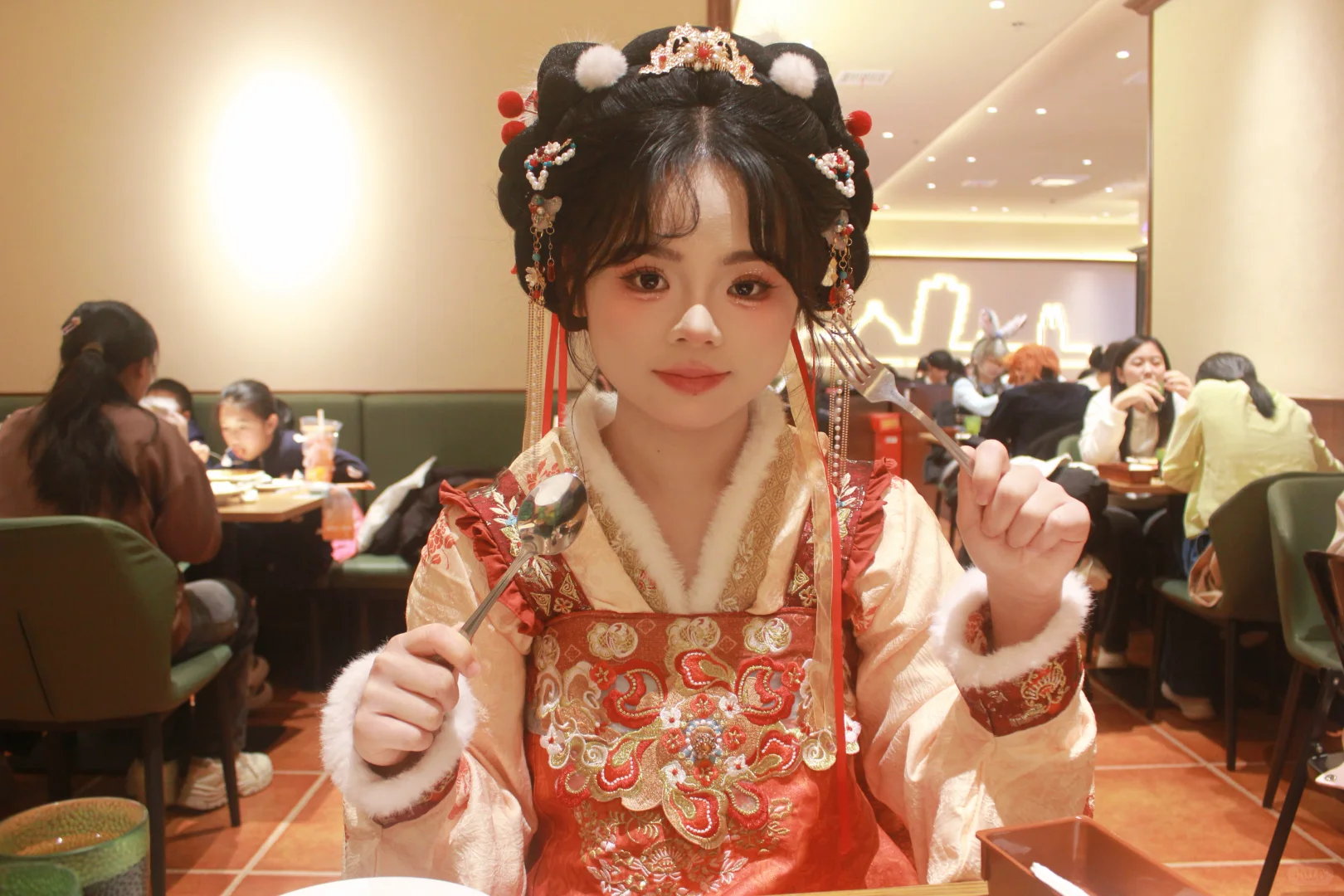 大家能教教我怎么样我p下鼻子上的光吗