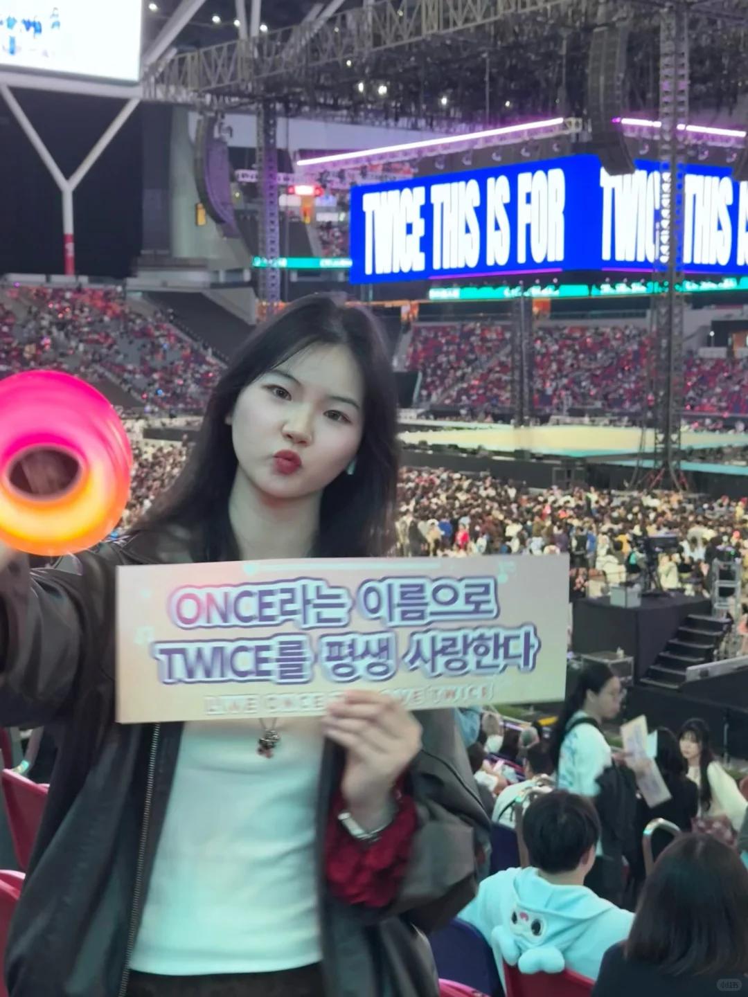 兔！瓦！一！斯！