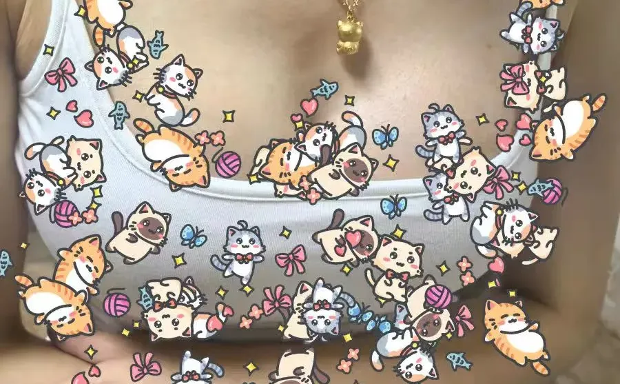 假体蛮1年了，自然吗？看得出来吗？