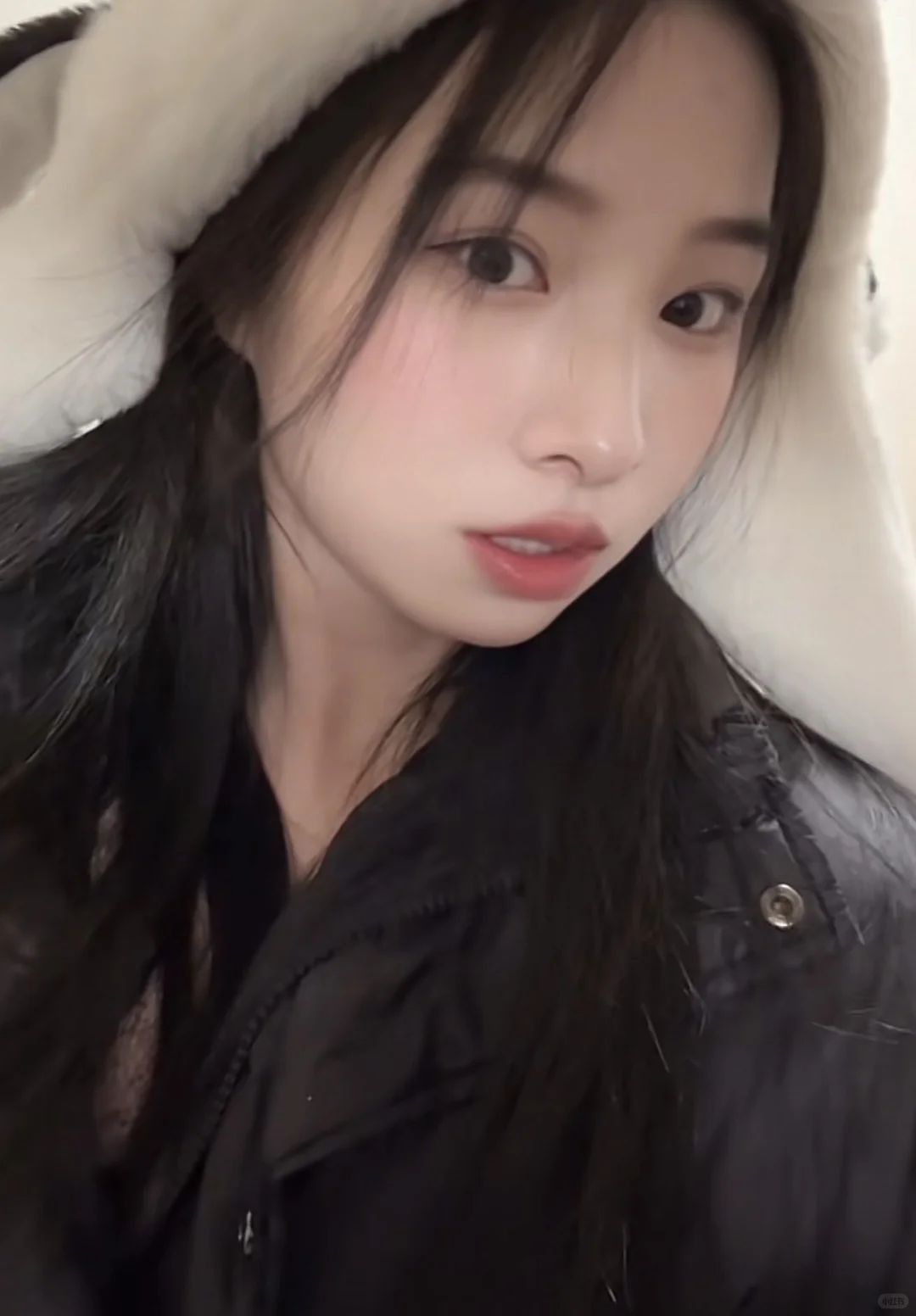 我真的好想给我鼻子整容一下啊，真的很丑啊