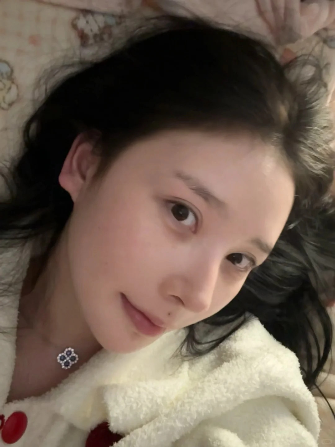 没错 我们整容女洗把脸就能出门了