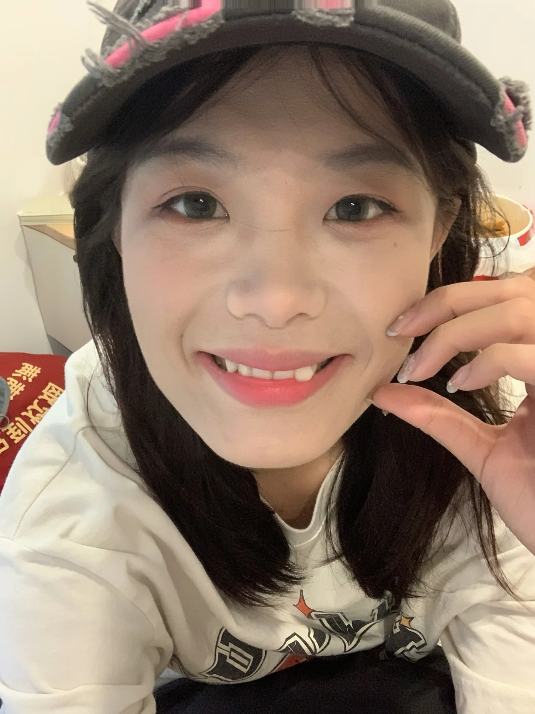 大学四年堪比整容...