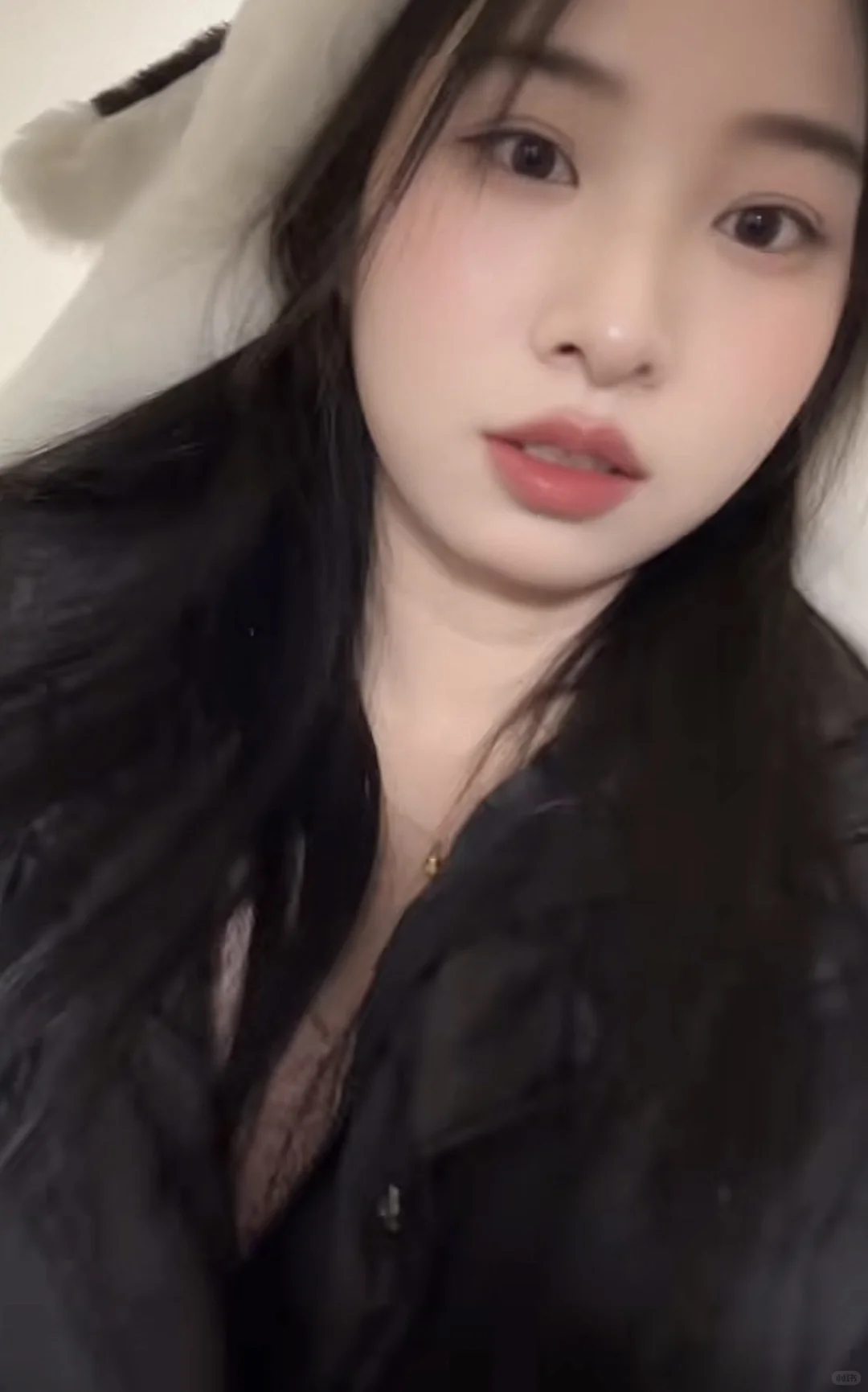 我真的好想给我鼻子整容一下啊，真的很丑啊