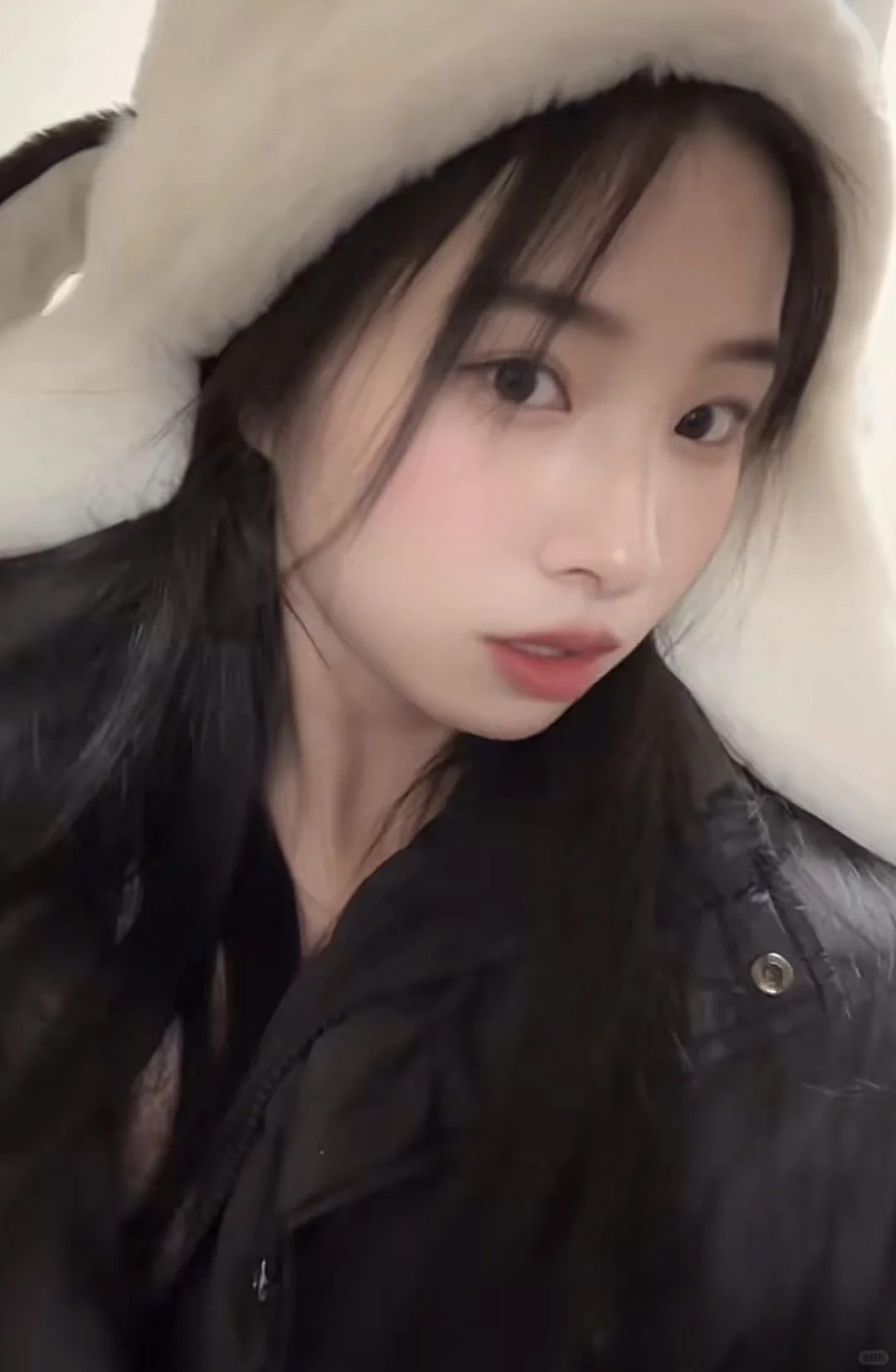 我真的好想给我鼻子整容一下啊，真的很丑啊