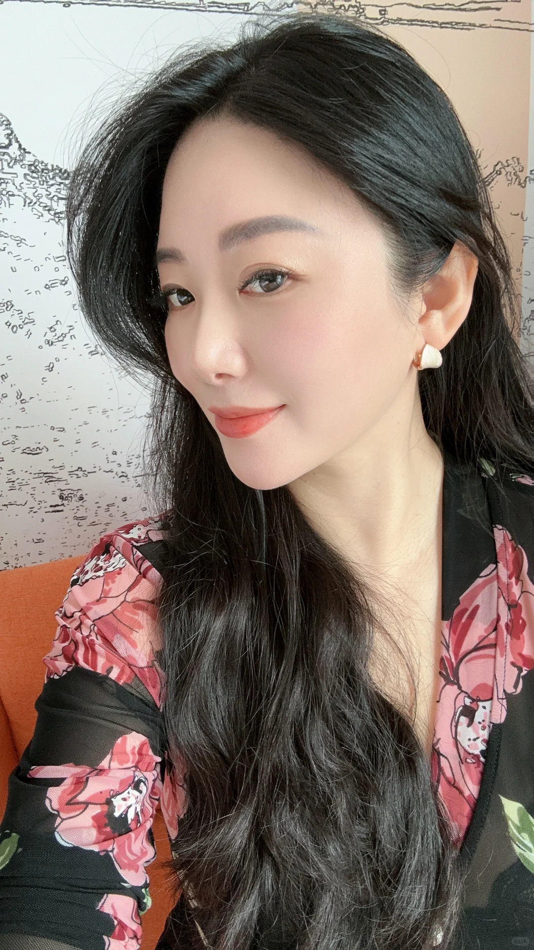 40岁中年少女 心不老下巴也不能老