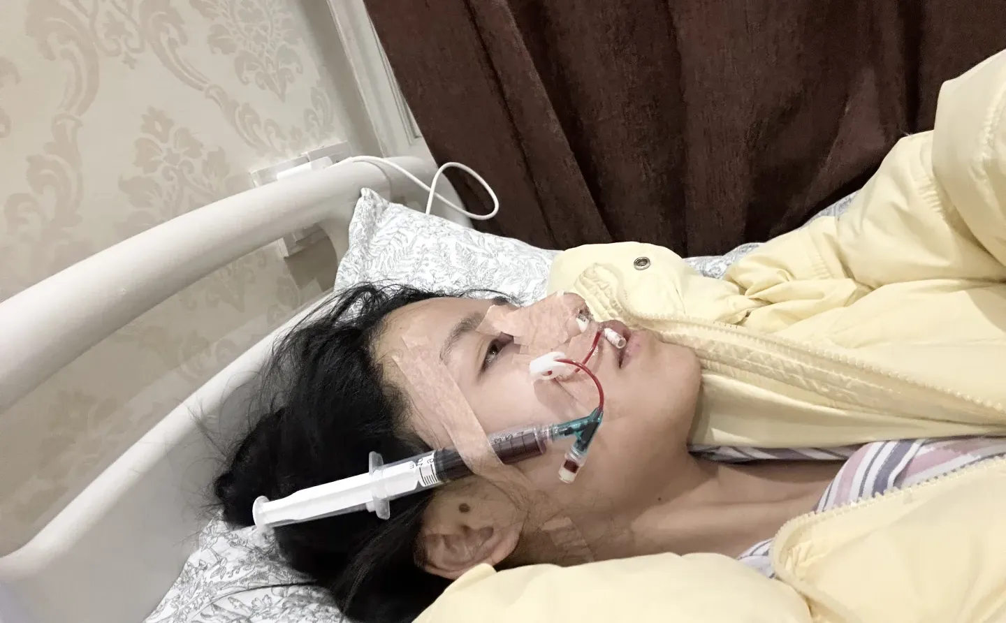 我要一个妈生鼻！