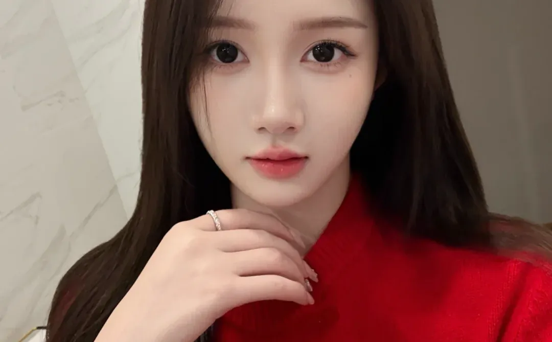 卸妆前先来个四连拍吧