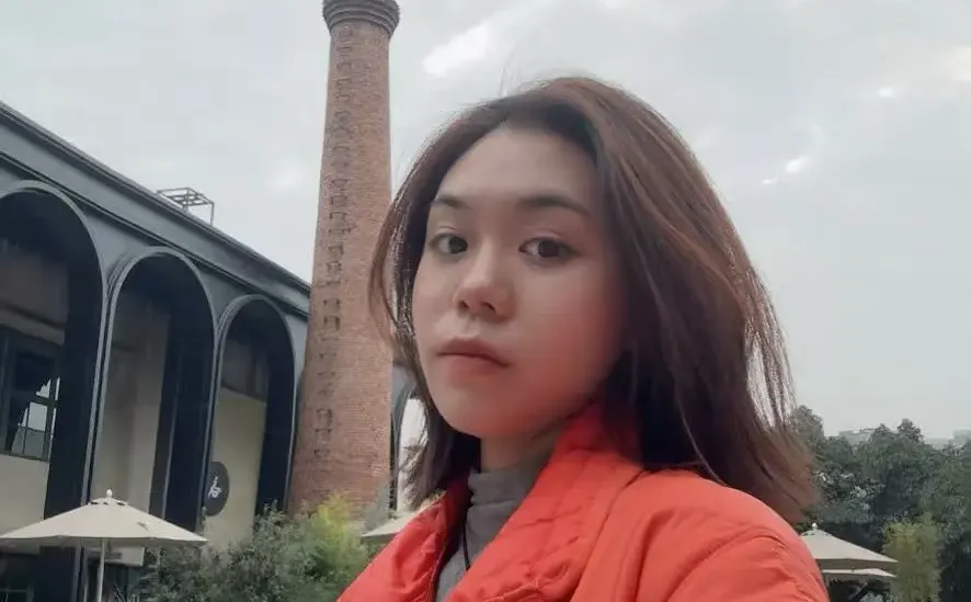 成都肋👃，审美跟白白差太多怎么办