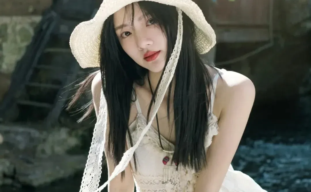 任敏:新生代演员中的“剧抛脸”