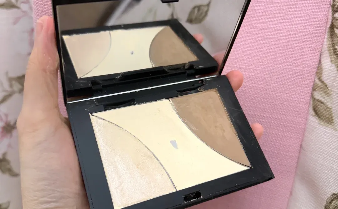 发现了妆容干净的秘密