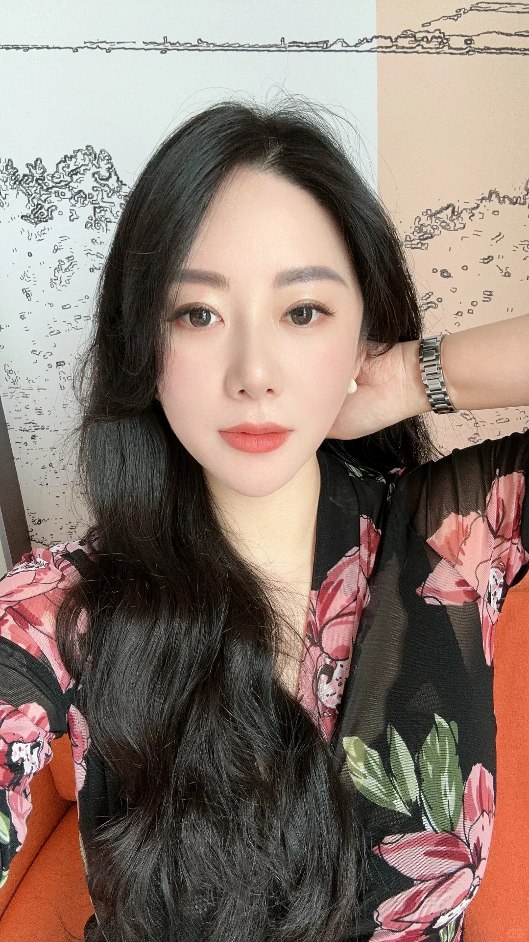 40岁中年少女 心不老下巴也不能老