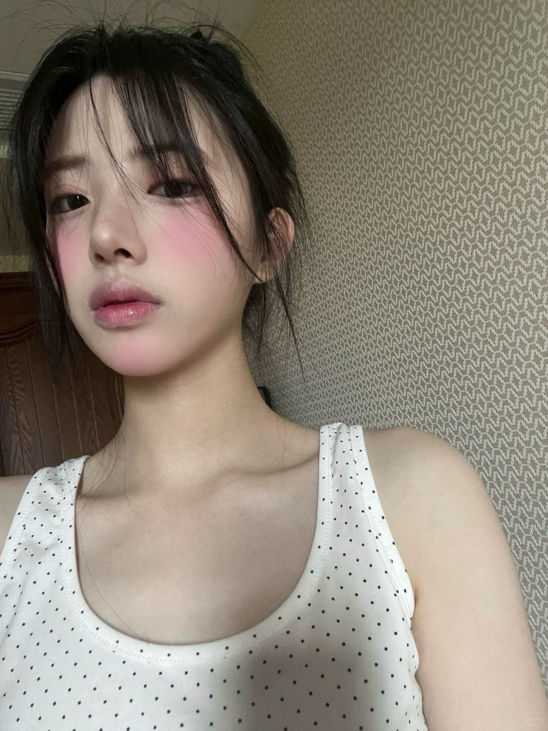 我好像发现了韩女的腮红秘诀…