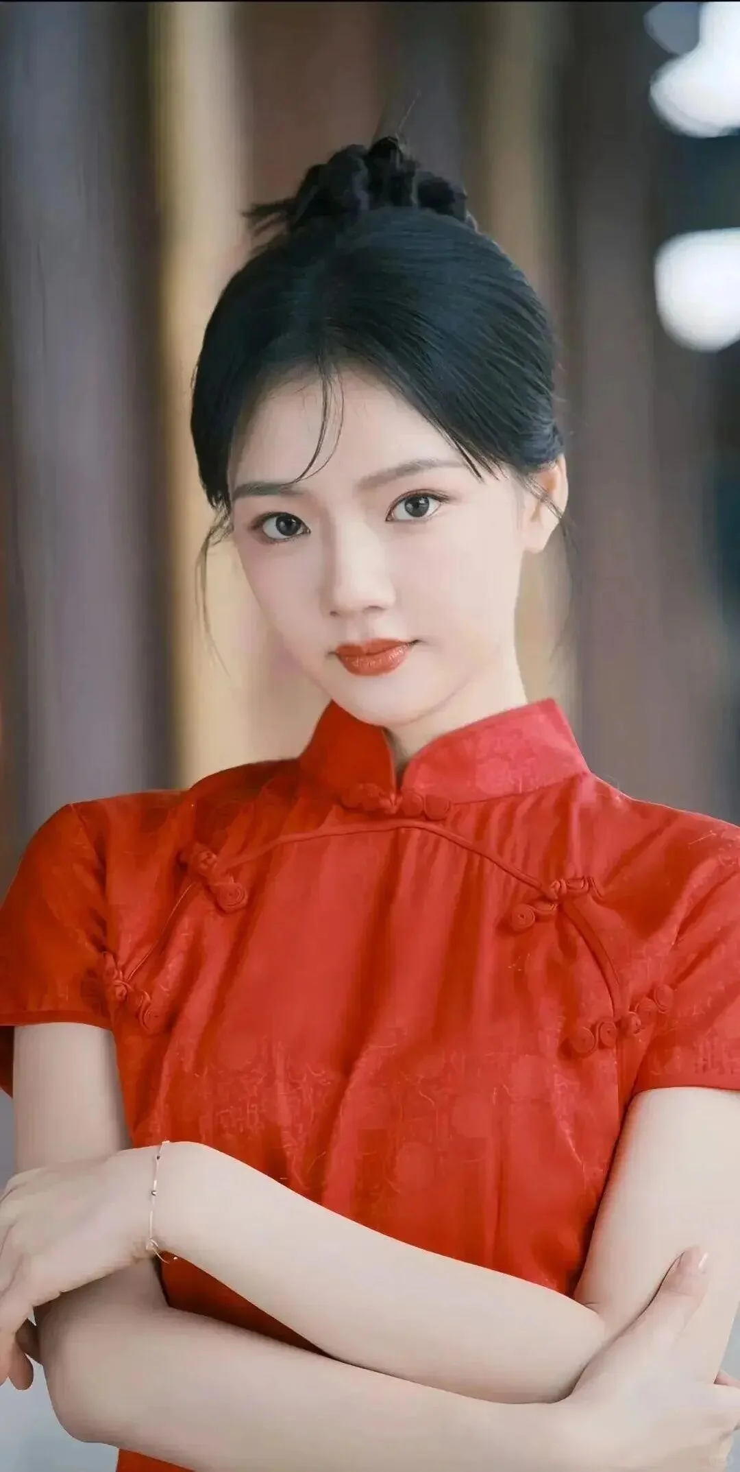 任敏:新生代演员中的“剧抛脸”