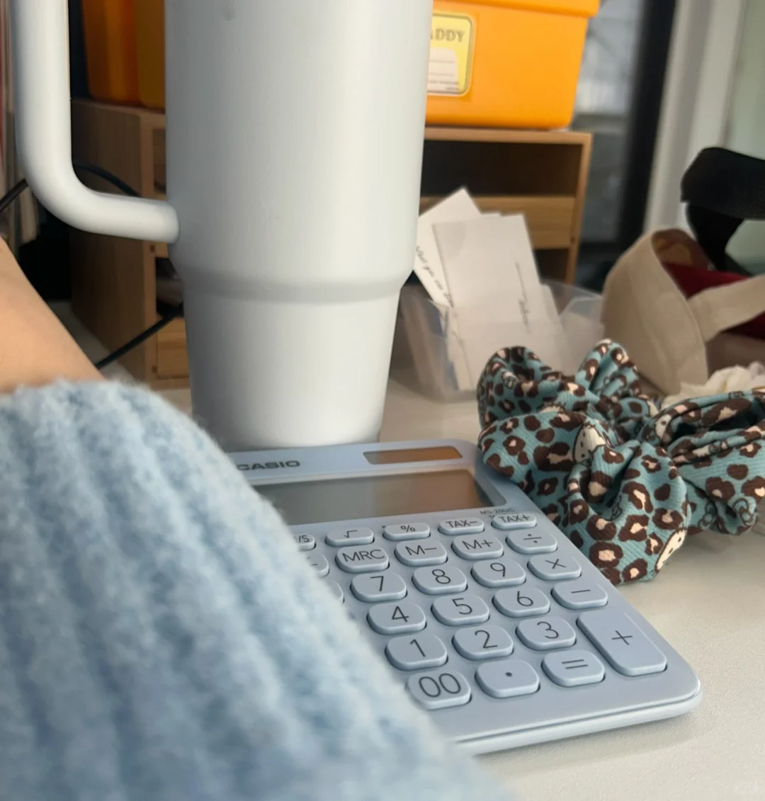 最近५✍( ¨̮ )终于取得了贸易资格证📖