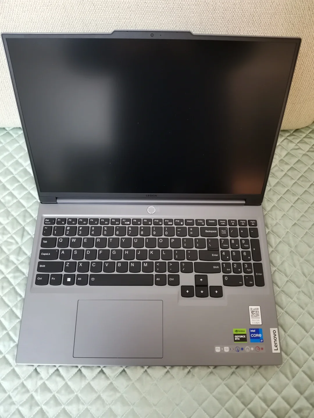 拯救者y7000p 2024 还是得windows10好用