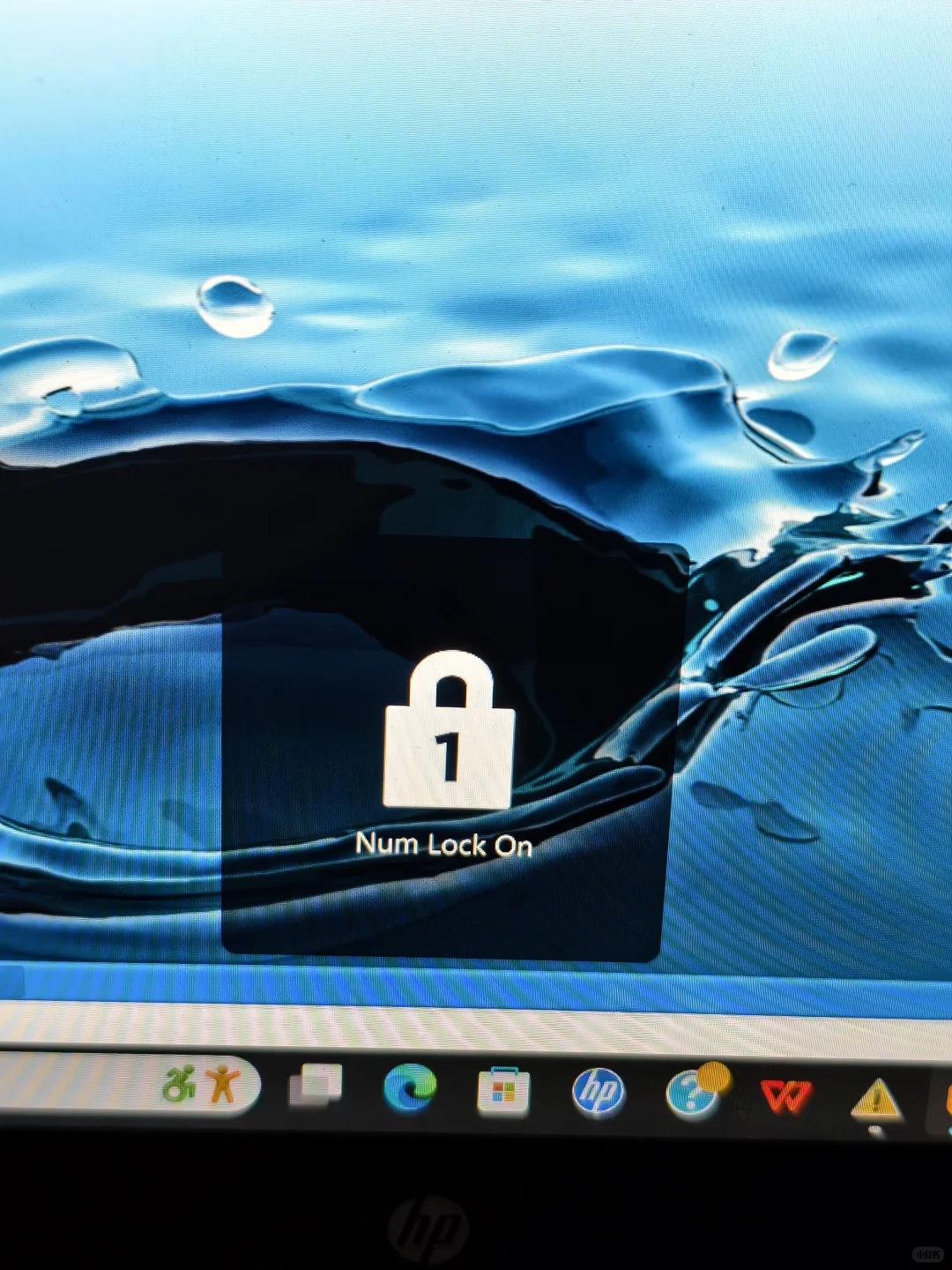 求助，虚拟机这个图标怎么取消