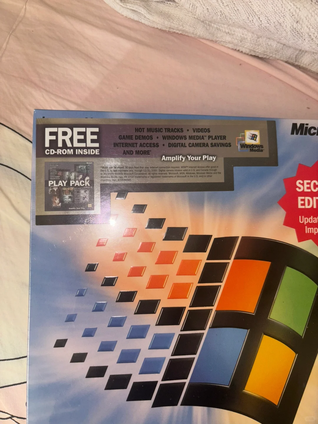 Windows 98 第二版首发大盒 附带Playpack