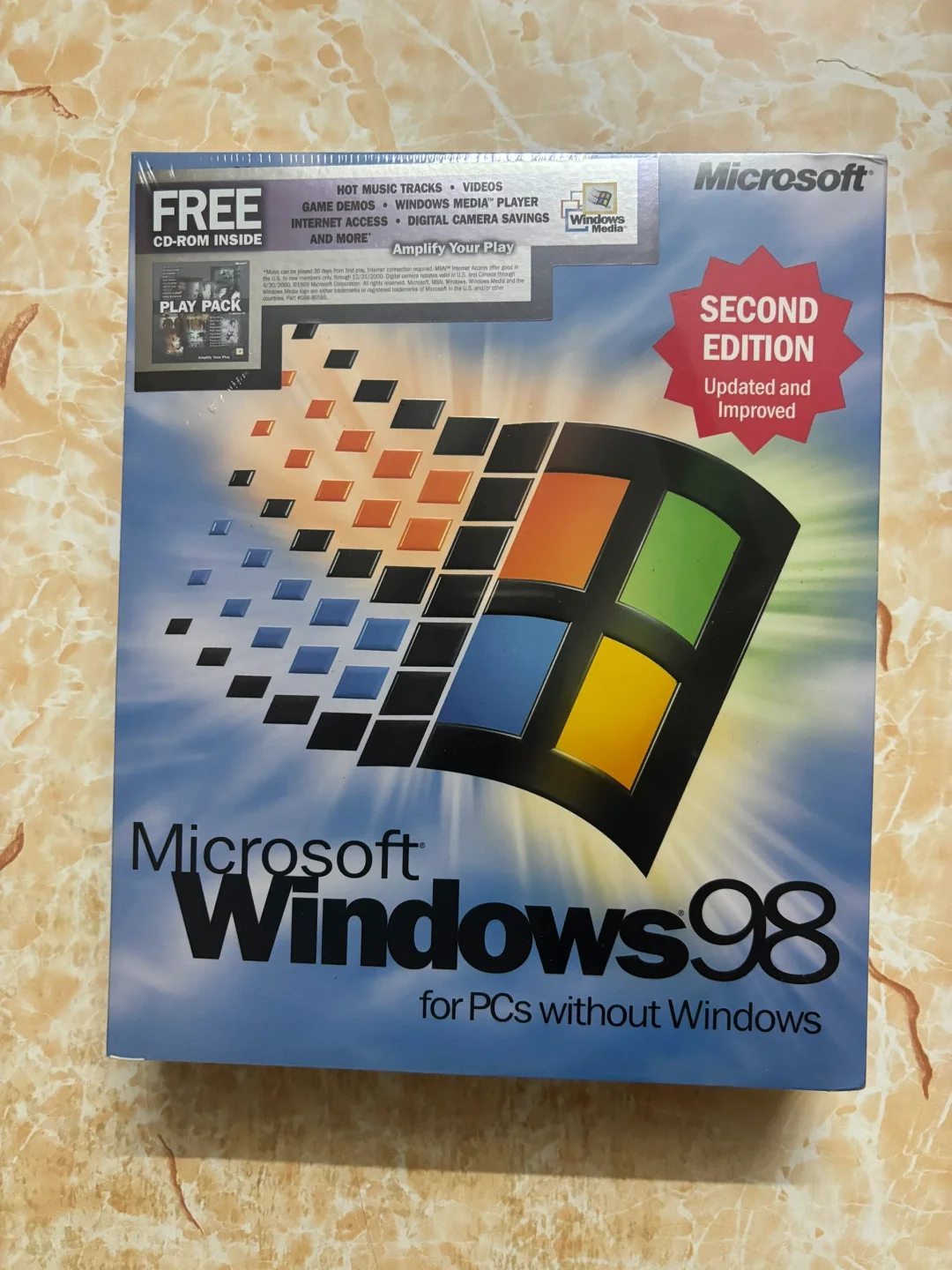 Windows 98 第二版首发大盒 附带Playpack