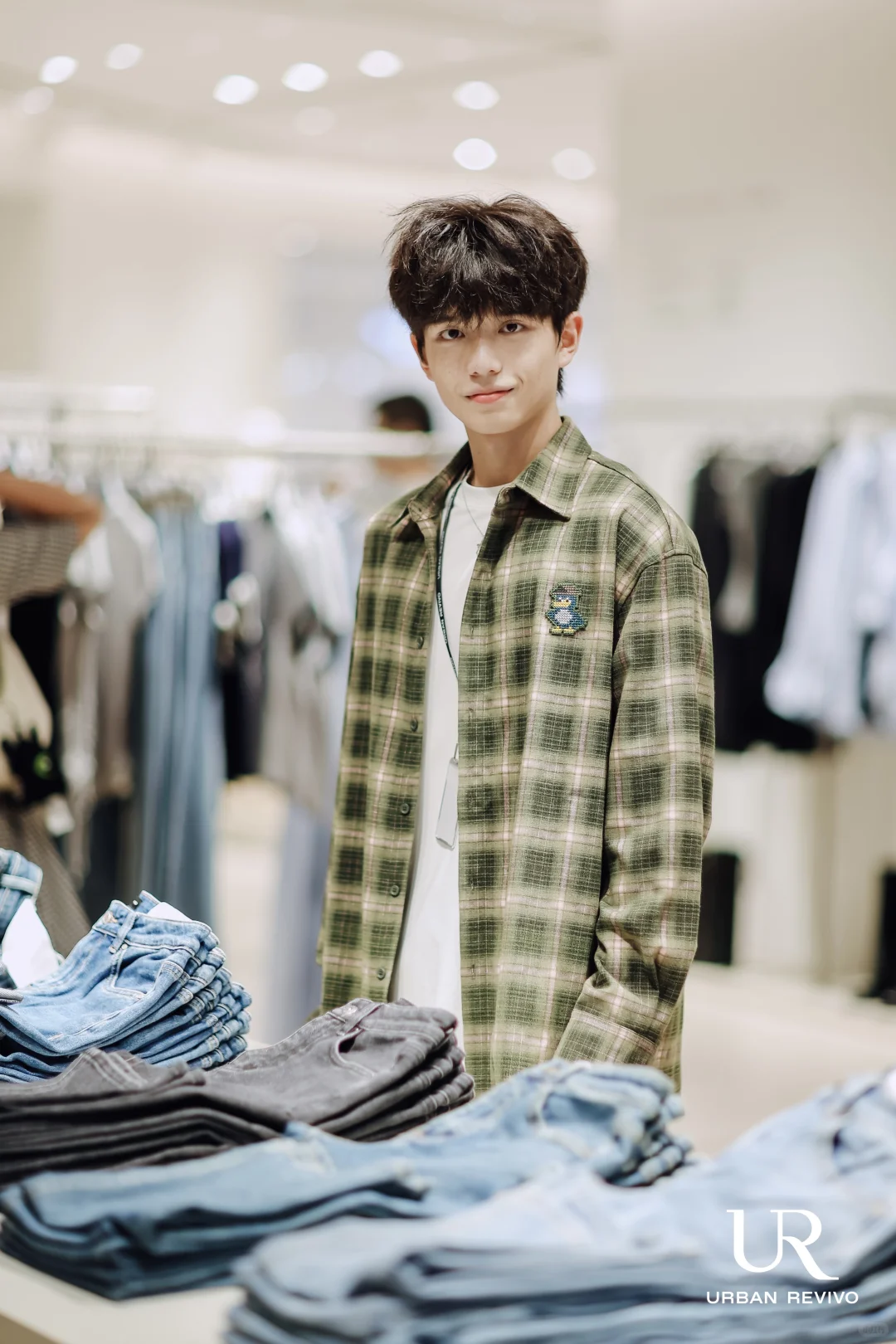 UR一日店长windows 超级无敌帅！