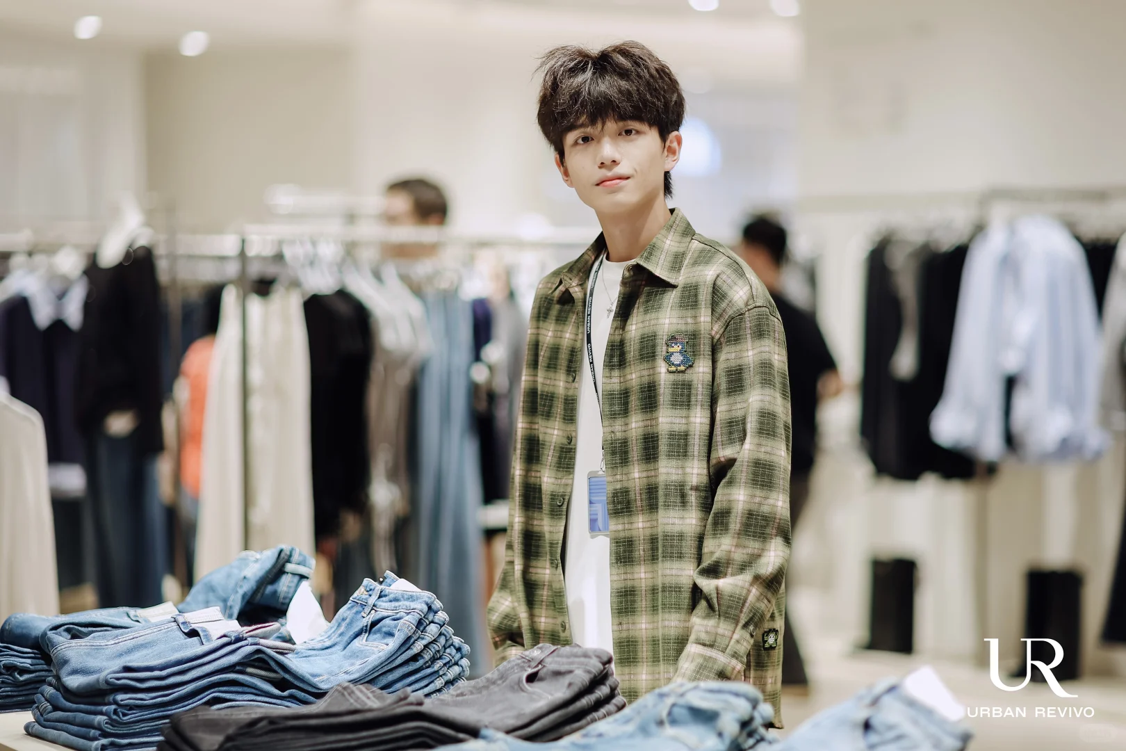 UR一日店长windows 超级无敌帅！