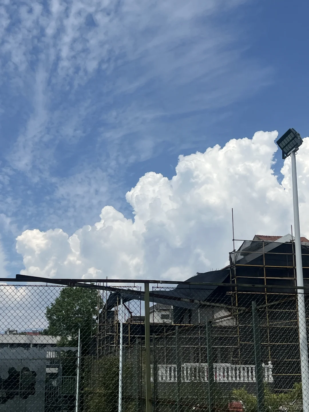 开学换机：）是谁在期待幸福的大学生活