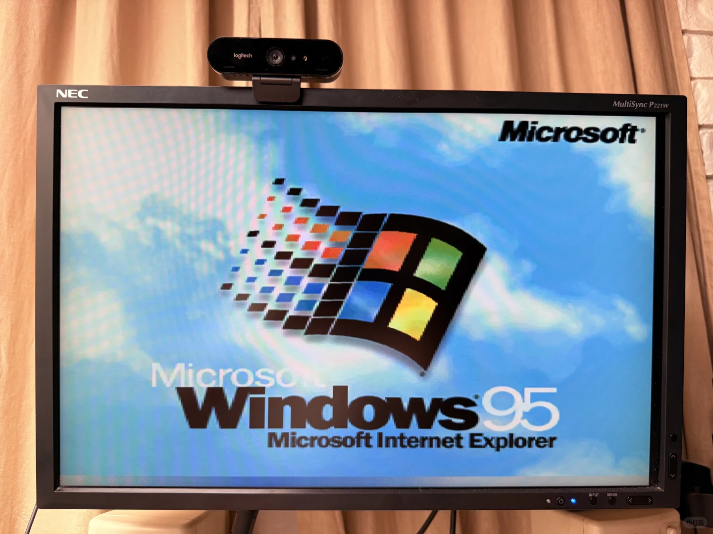 📀 Windows 95 发行三十周年，情怀拉满！