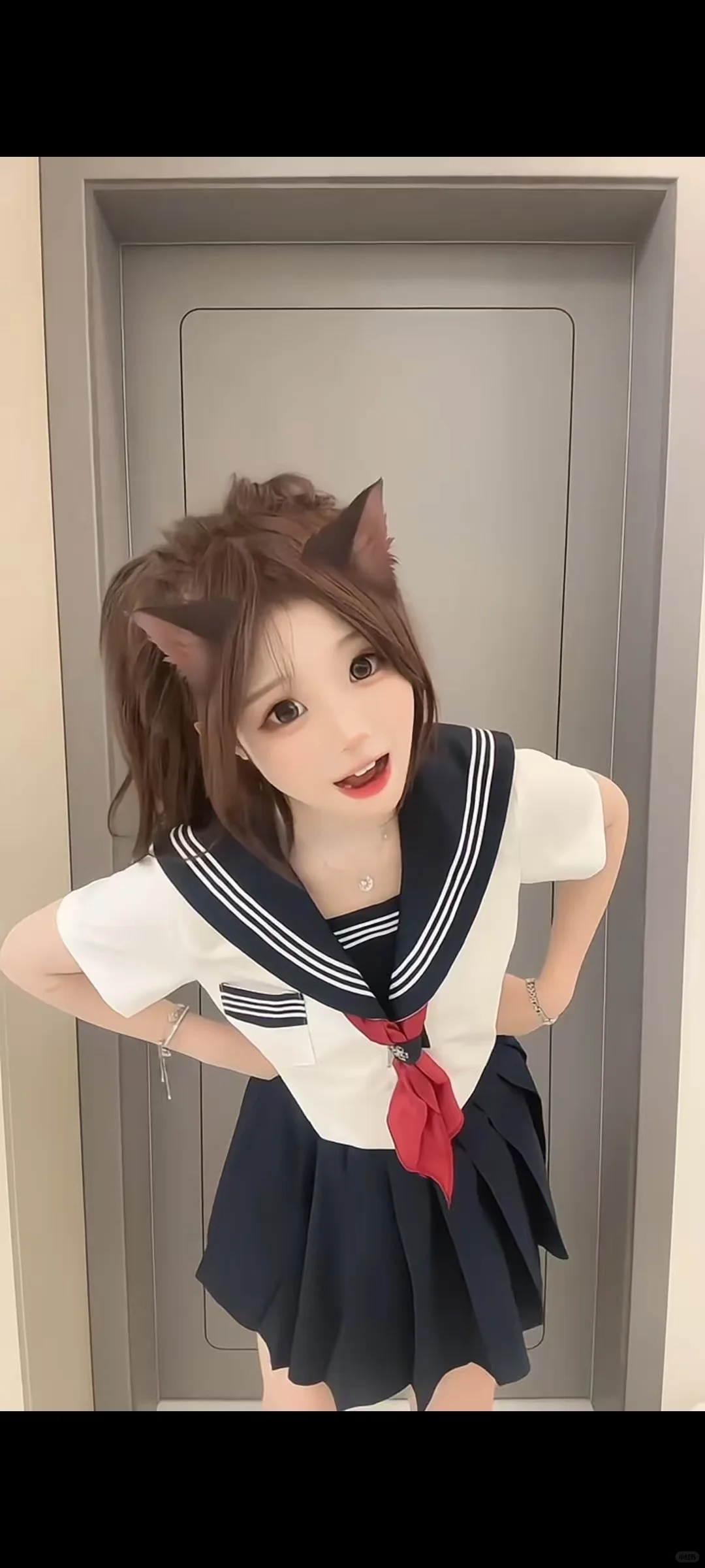 00后女大毕业，想做主播