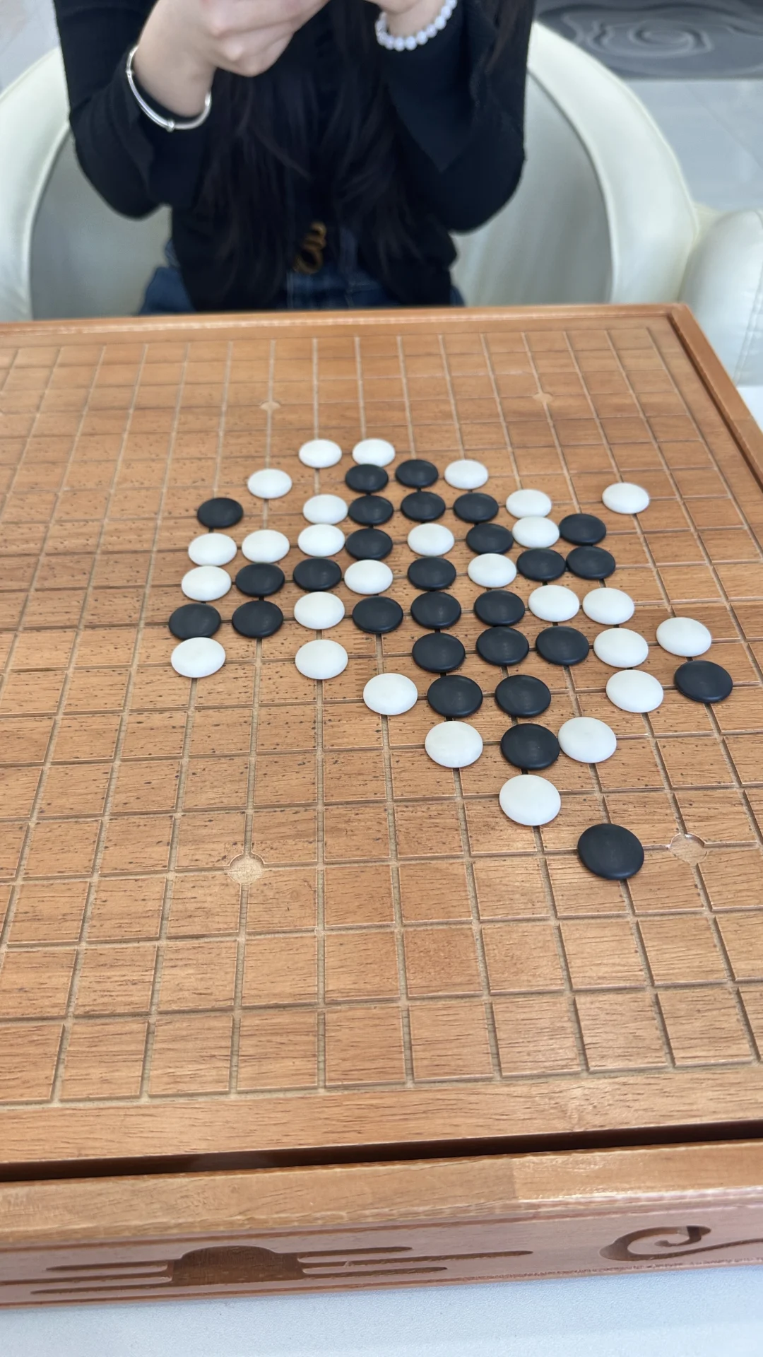 打麻将三缺一，狼人杀缺主持