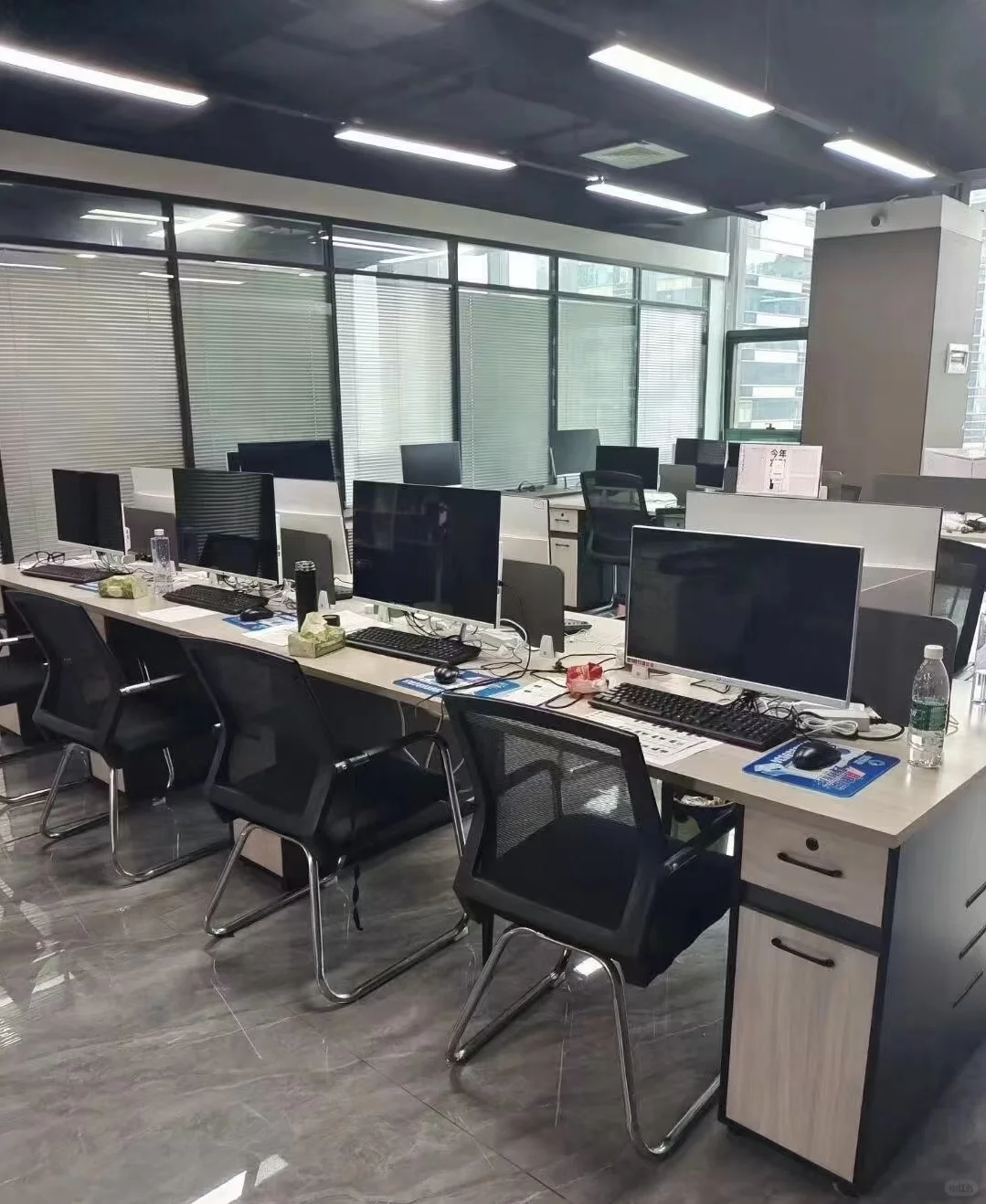 人力公司招聘大量文员