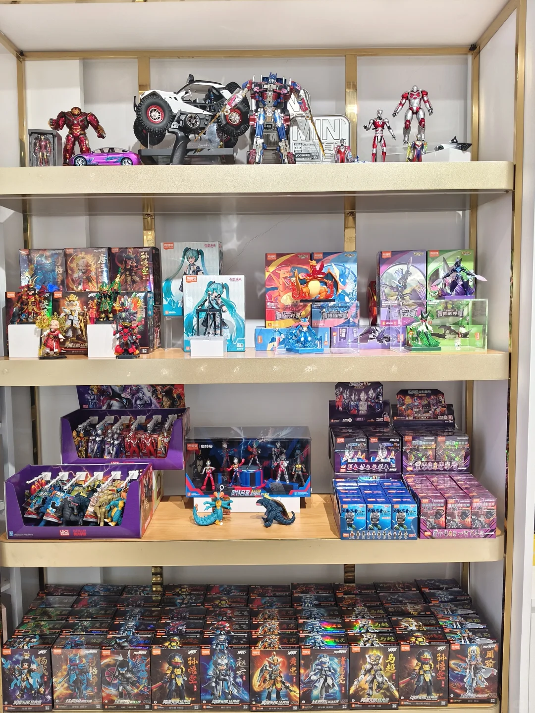 石家庄站这家店招人
