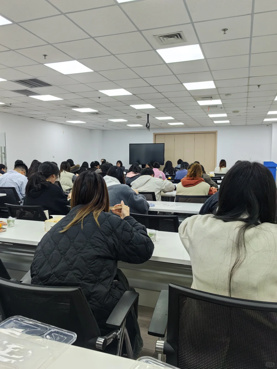 34岁妈妈这次真的从社区离职啦