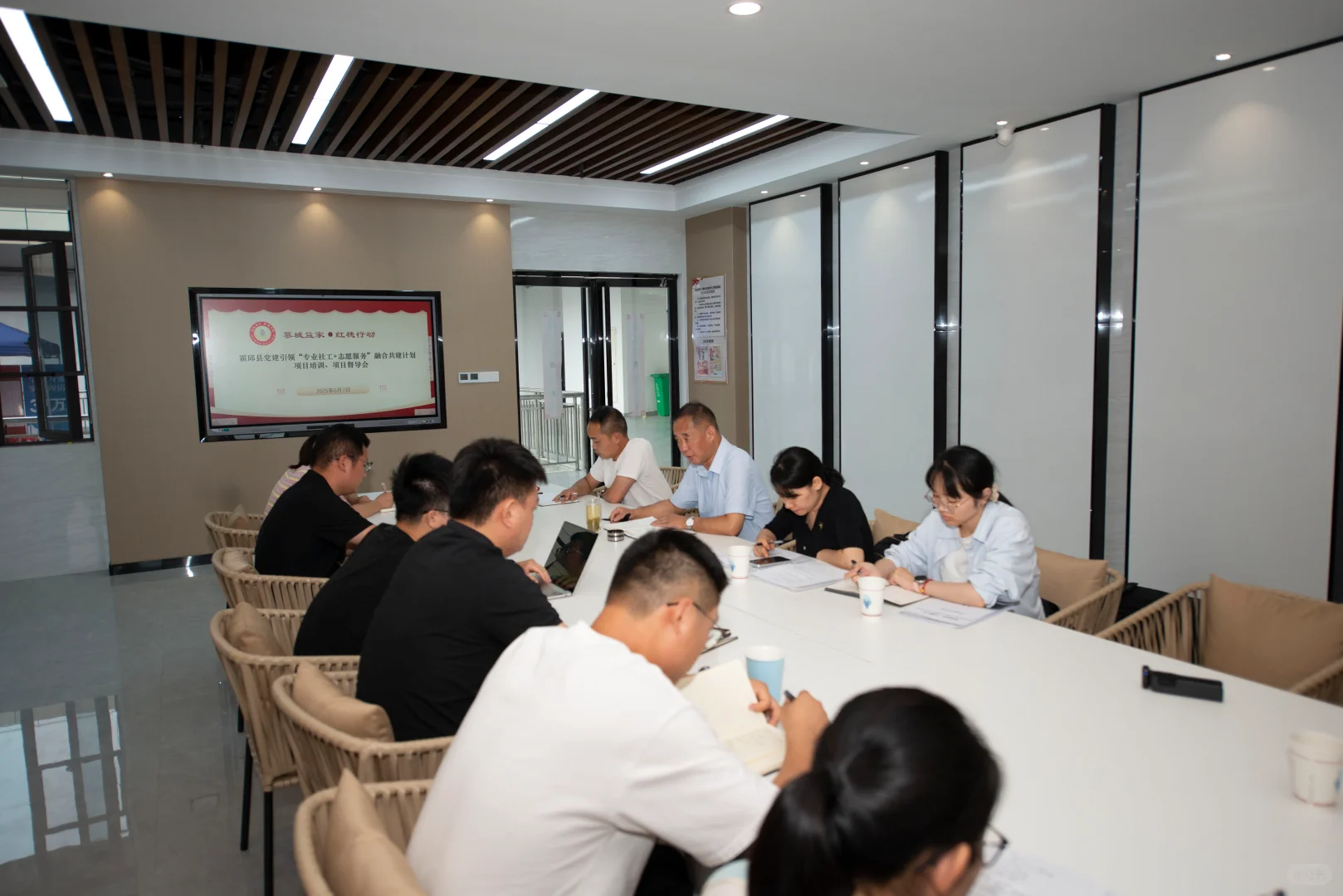 党建引领“专业社工+志愿服务”项目