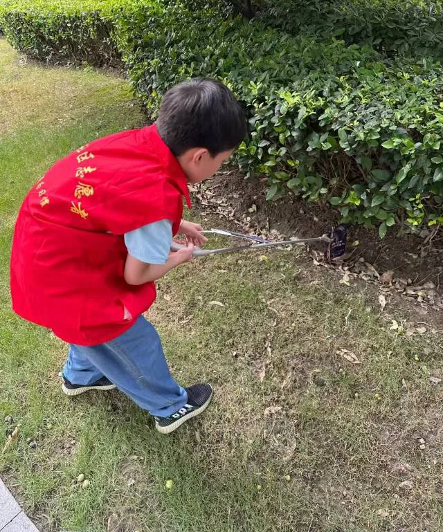社区环卫志愿服务活动