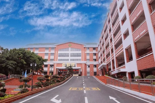 广州雨露实验学校教师招聘