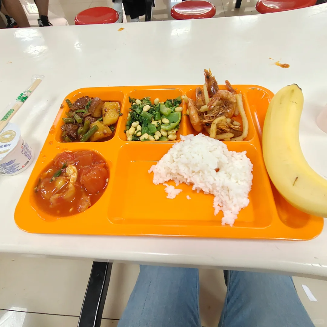 高考后首场高招会