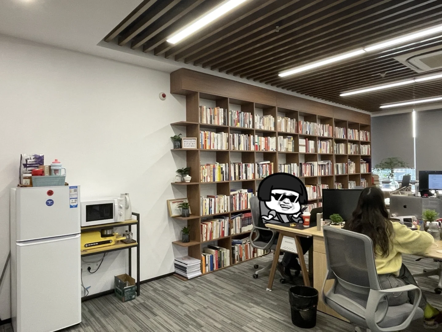 杭州东站附近招人、双休