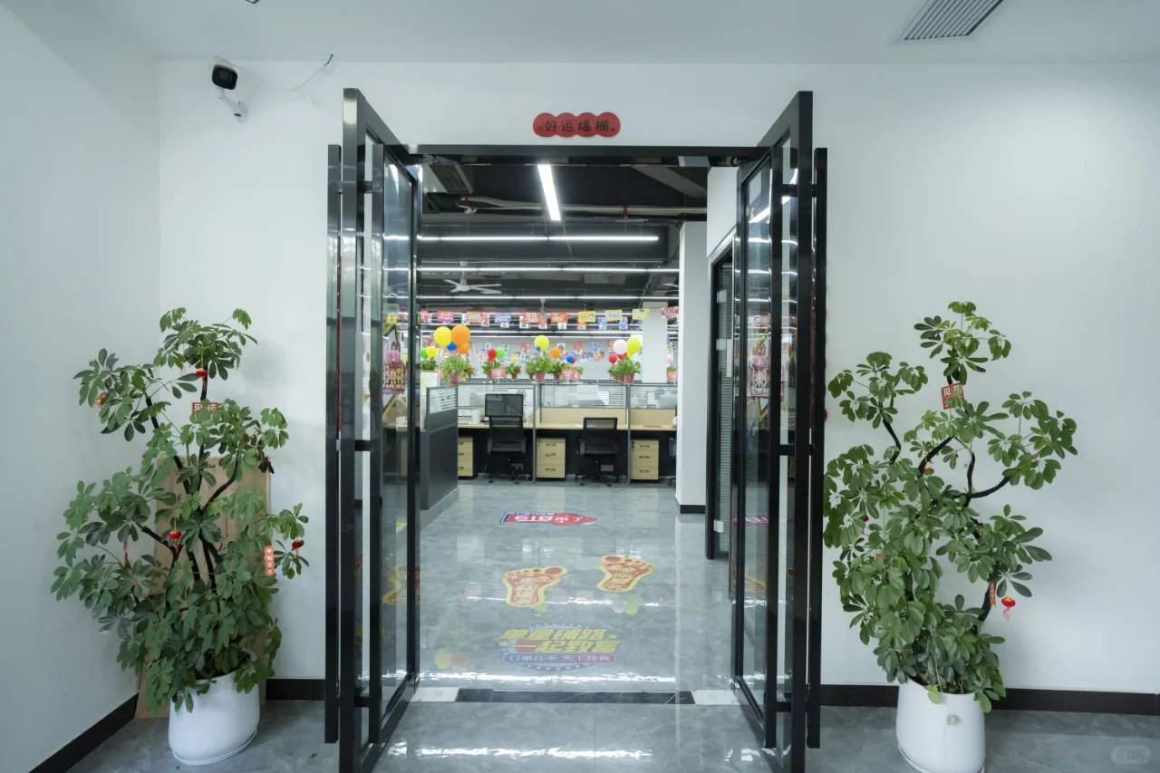?芙蓉区车险销售经理急聘中！轻松双休+高福