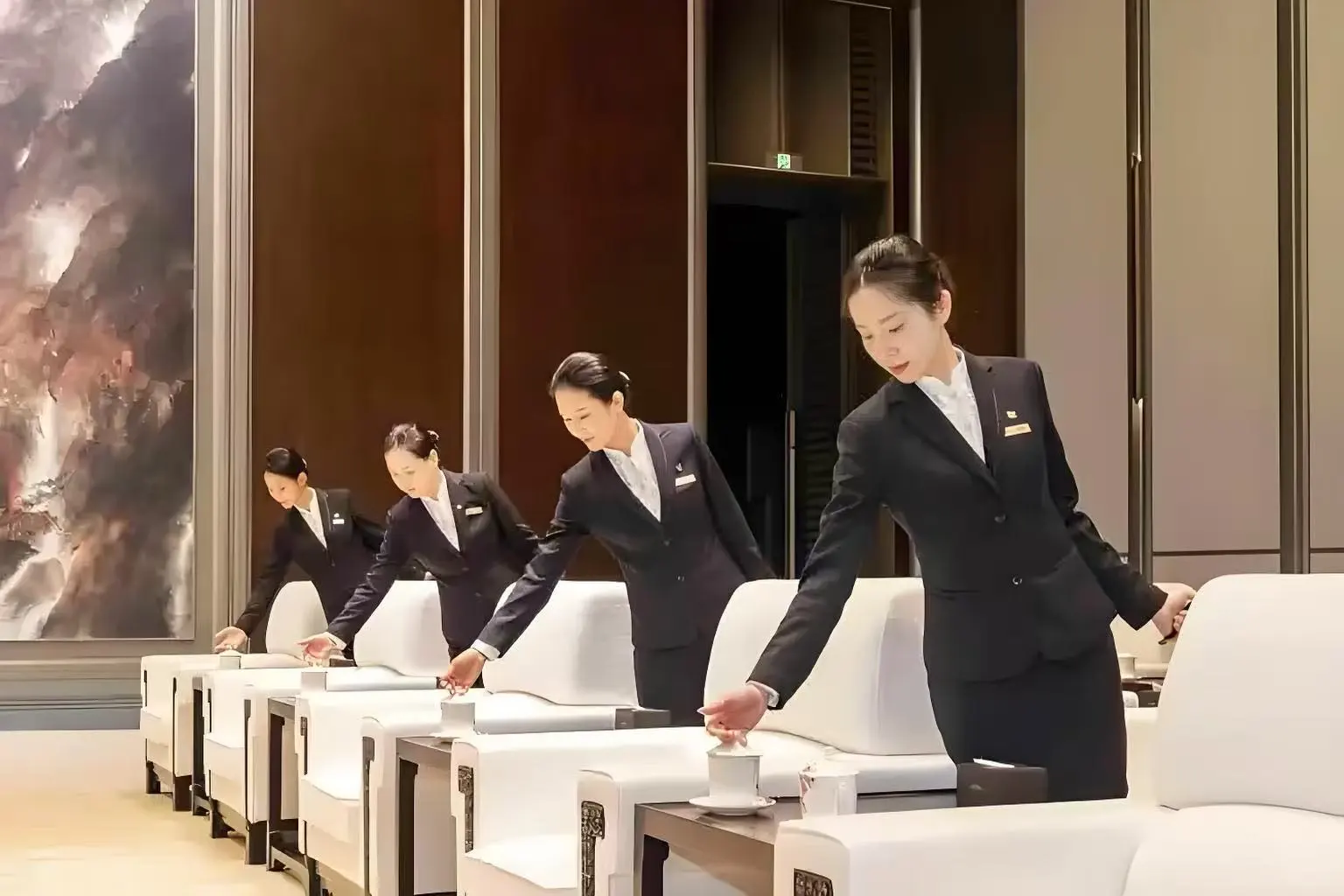 ?168+仙女速来!神仙岗管住带薪中邮直签