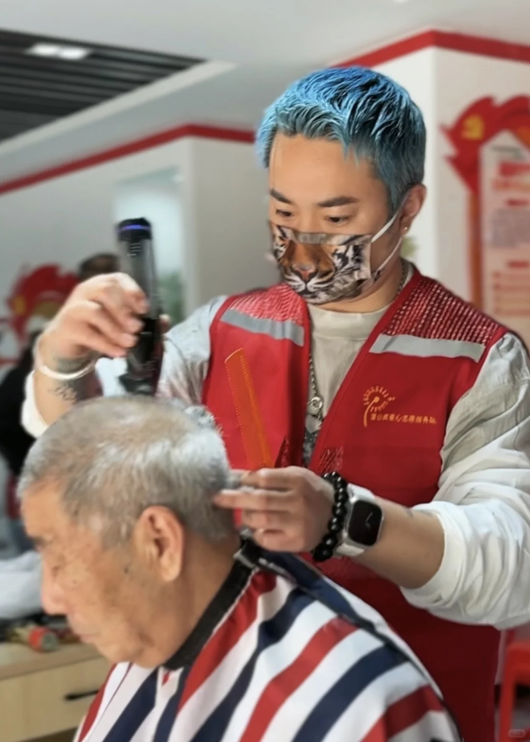 蒲公英爱心志愿服务队