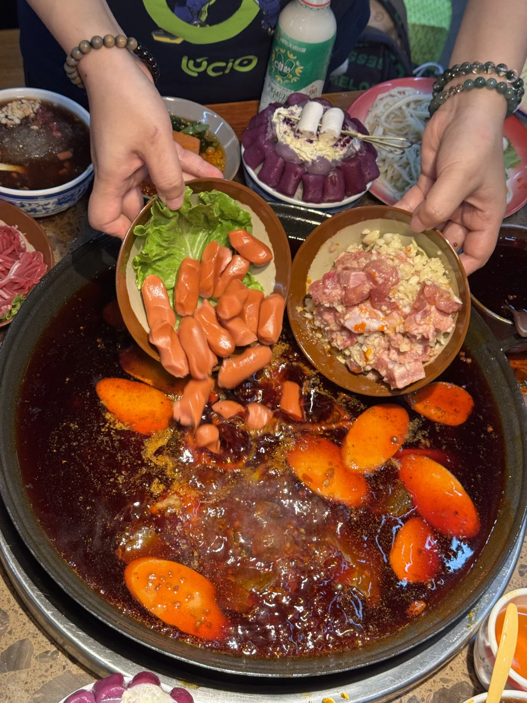 只有成都本地人才去吃的社区老火锅